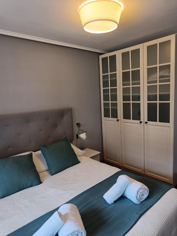 Paraiso Soleado: Piso Con Terraza, Piscina Y Garaje A 5 Min De Playa Castro Urdiales Eksteriør billede